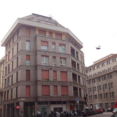 Milan City Center Apartment Bagian luar foto